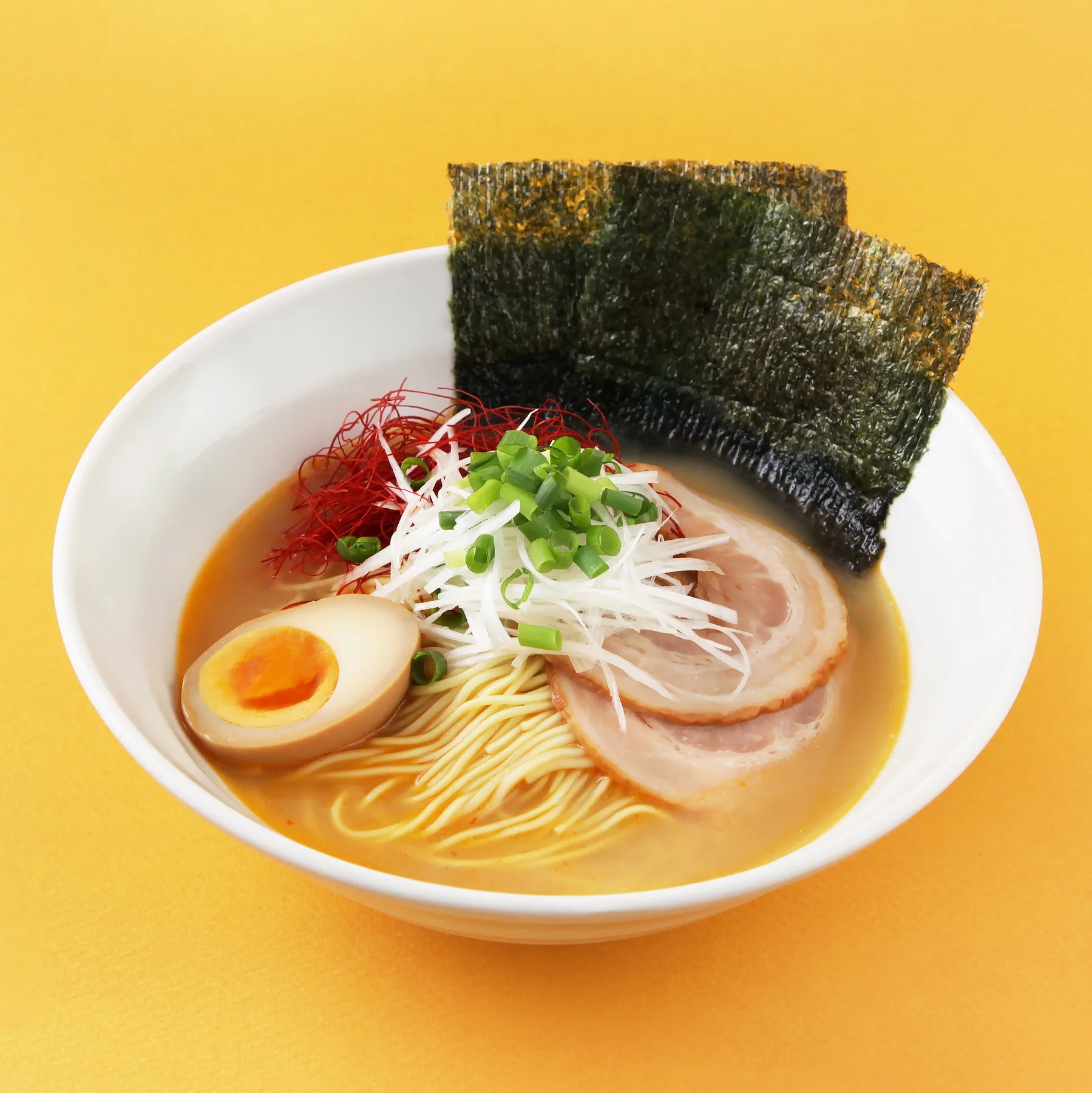 UMAMY Hinai Jidori Chicken Paitan Ramen (Miso) – 1 Serving (125g)